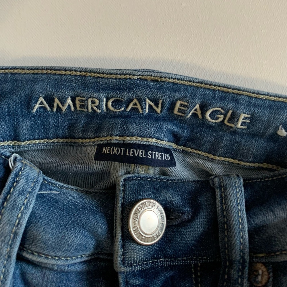 Women’s American Eagle Outfitters Jeans Size 2 - Picture 2 of 6